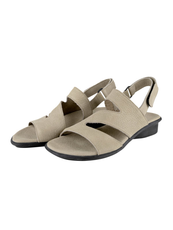 Samari sandals