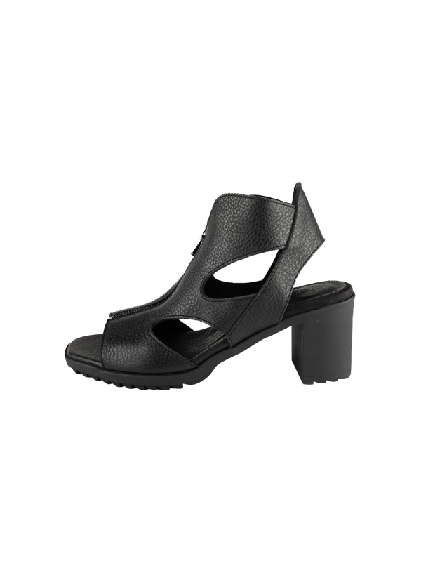 Shazzy sandals - Image 2